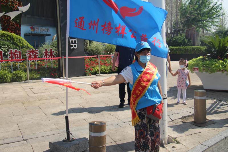 <strong>我的屄被肉棒插得太爽视频</strong>